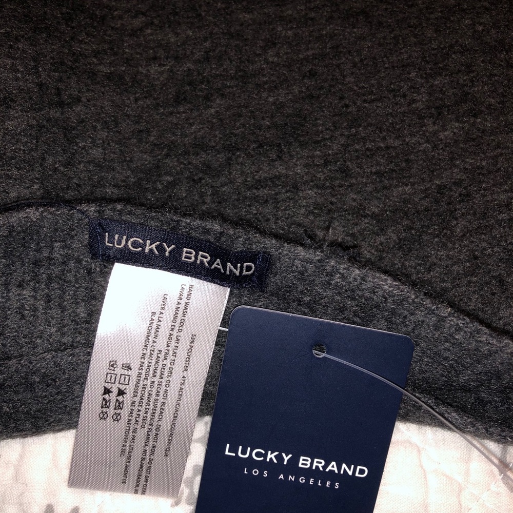 Lucky Brand fringed scarf NWT